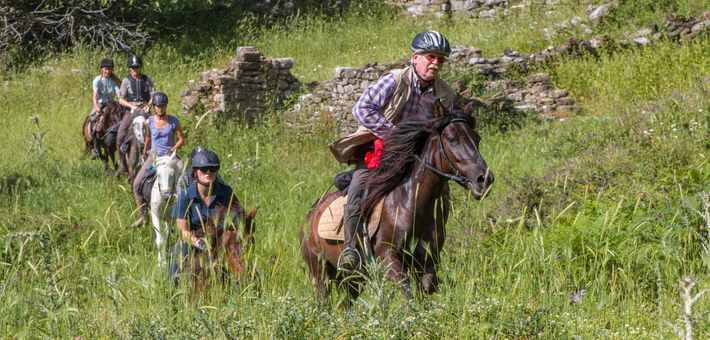 Randonnée équestres sur les chemins historiques d