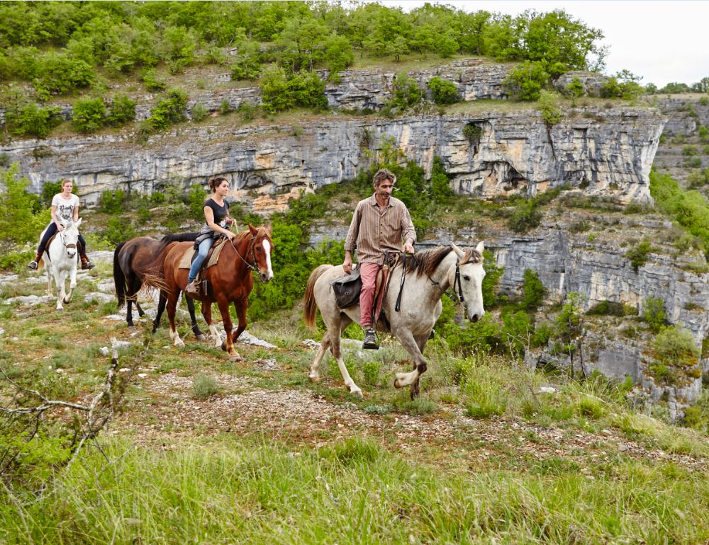 Randonnée à cheval à Rocamadour dans le Lot