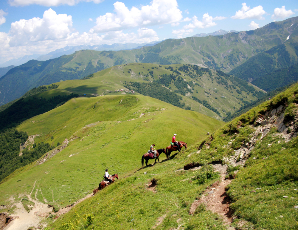 Rando cheval dans le Caucase sauvage de Géorgie 