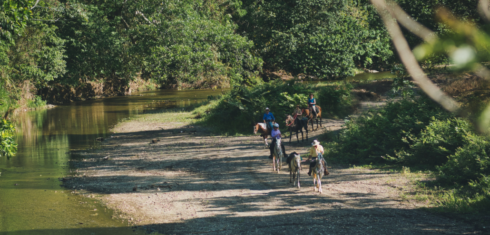 Aventure équestre de la côte Pacifique à la côte Caraïbes au Costa Rica - Caval&go