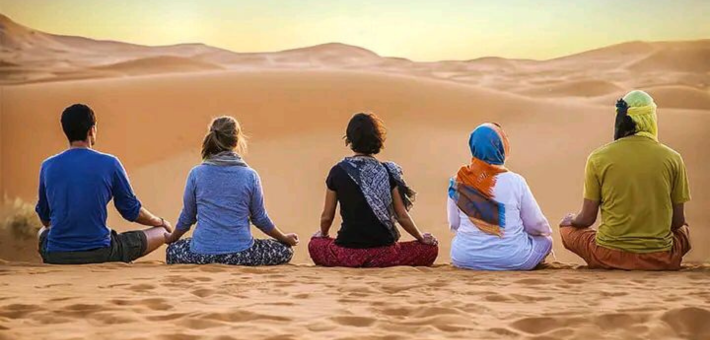 Randonnée Trek, yoga & bien-être dans le désert du Sahara au Maroc - Zen&go