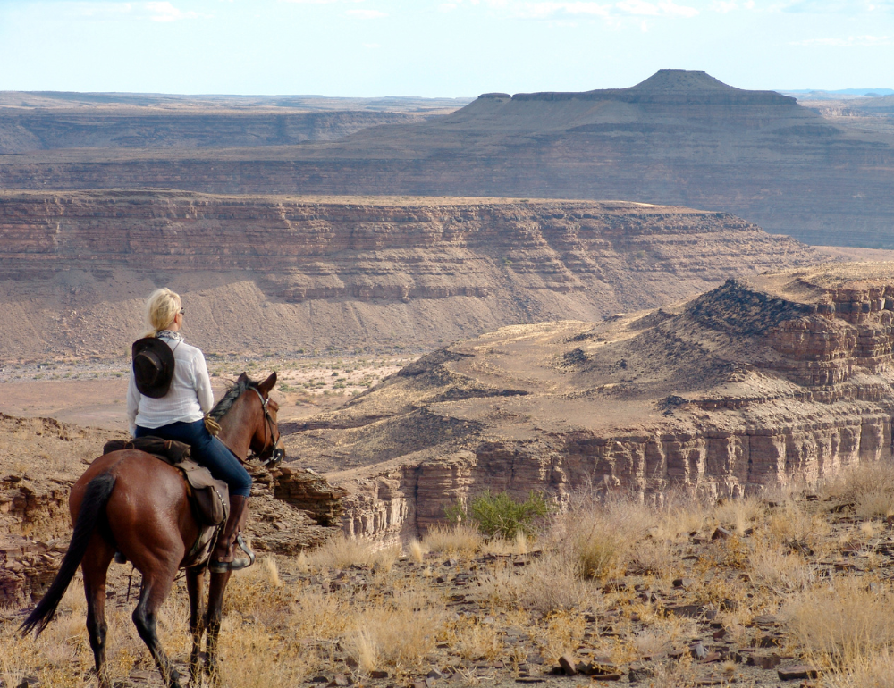 Voyage à cheval dans le spectaculaire Fish River Canyon de Namibie