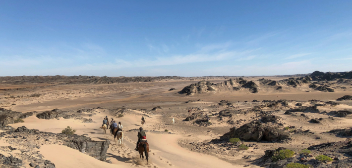 Randonnée équestre au cœur du désert Skeleton Coast en Namibie - Caval&go