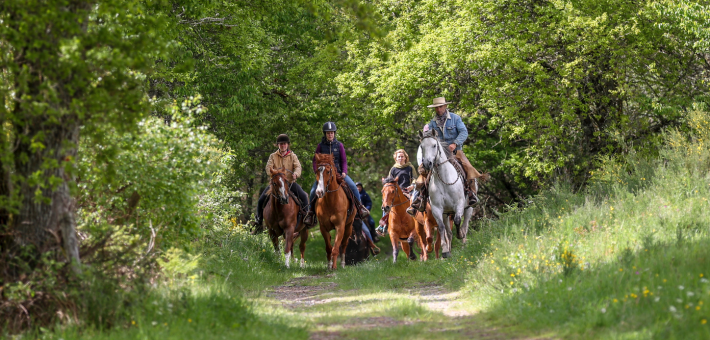 Randonnée western au cœur des grands espaces de Corrèze 