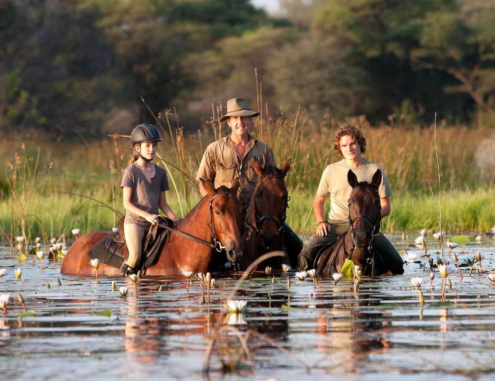 Safari à cheval dans l'Okavango : les terres secrètes du delta