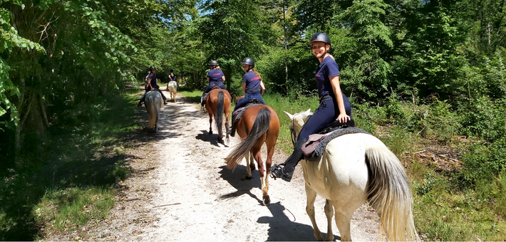 Week-end à cheval dans la Loire : un jour, un château - Caval&go