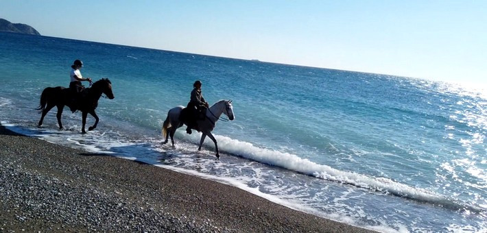 Randonnée équestre itinérante entre mer, lacs et montagnes de Turquie - Caval&go