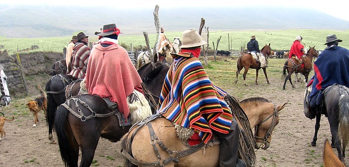 La Grande parade des Chagras en Equateur à cheval - Caval&go